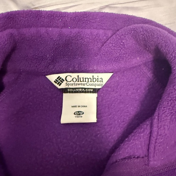 Girls size 10/12
Columbia fleece jacket - Picture 2 of 5